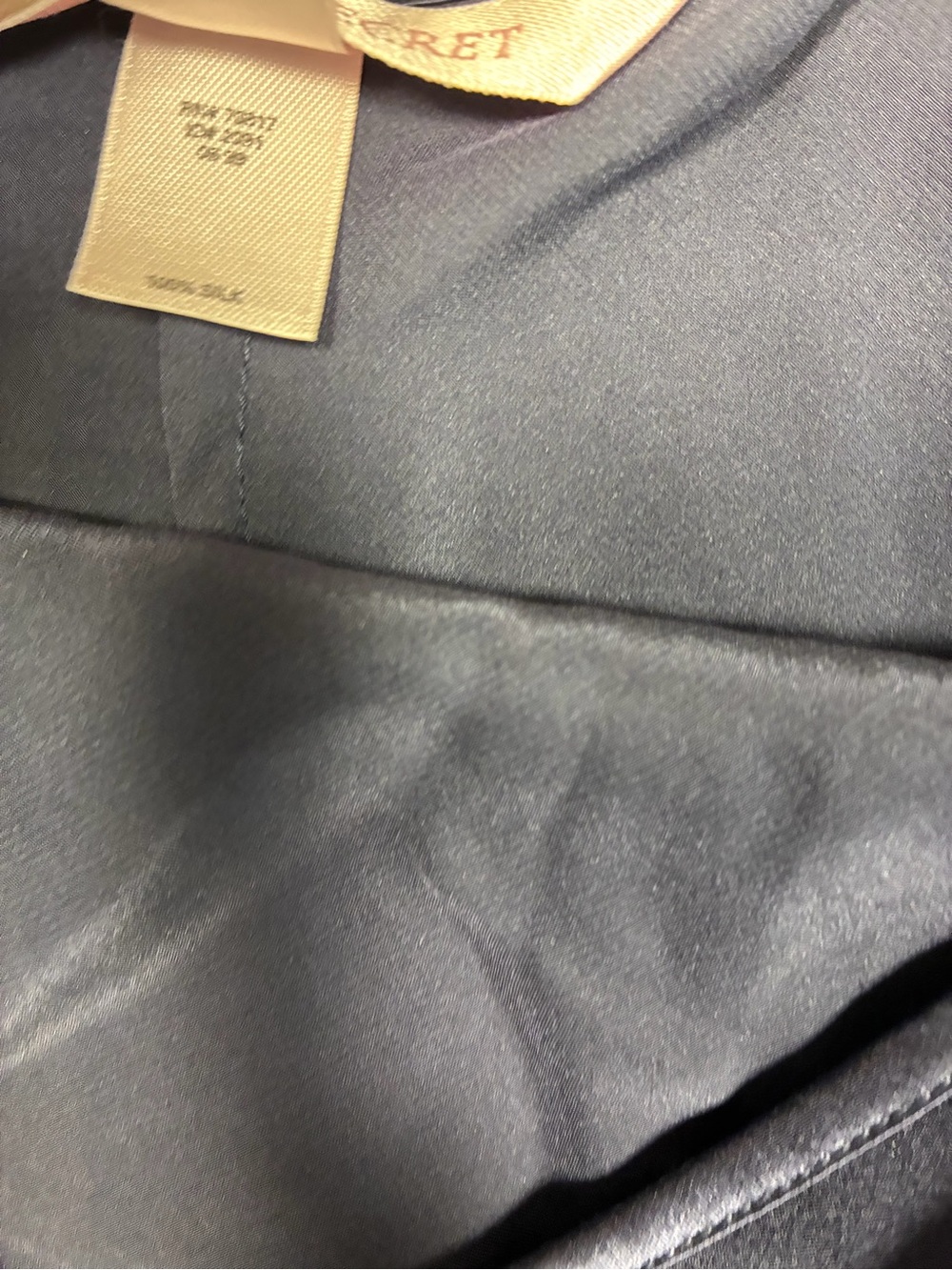 Victoria Secret VTG 100% Silk y2k Cropped Camisole - Picture 5 of 10